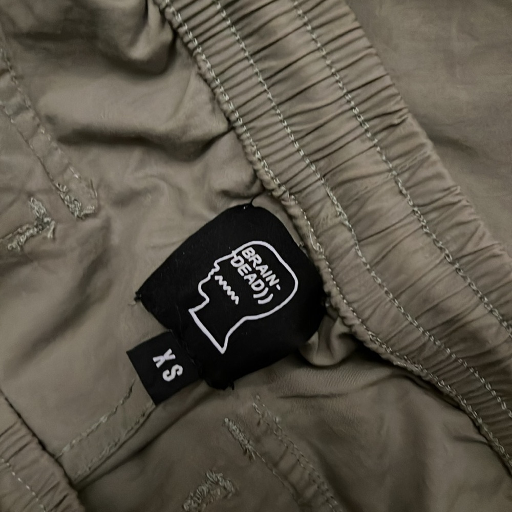 Brain dead parachute cargo pants, yellow accents - Picture 6 of 6